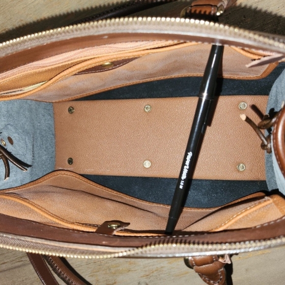 NWT Vintage Dooney & Bourke Black Large Satchel Shoulder Bag - Picture 11 of 12